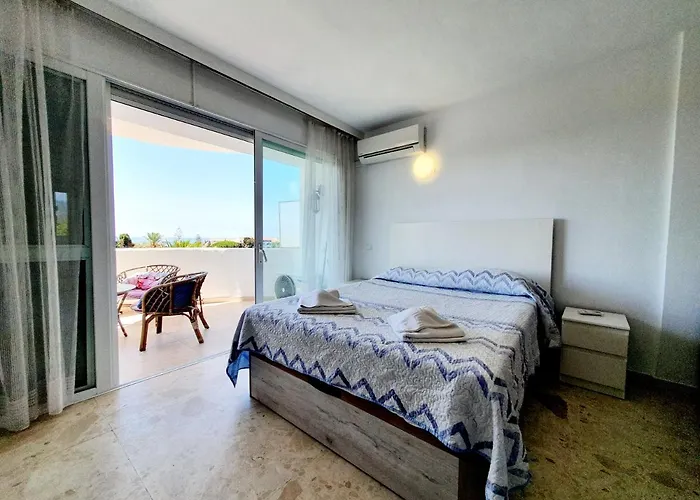 Estudio Coronado 324 Daire